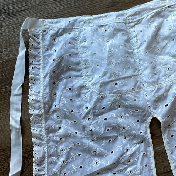 Vintage Eyelet Lace Apron Pants - Picture 7 of 11